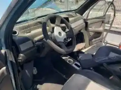 Veicolo di demolizione ligier x-too (js28) ldw502/m3 dell'anno 2005 alimentato 