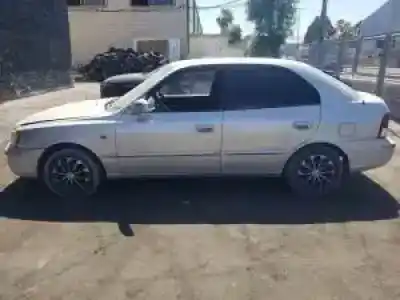 Veicolo di demolizione hyundai accent (lc) g4ec-g dell'anno 2000 alimentato 