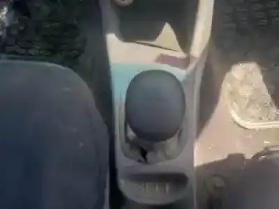 Veicolo di demolizione hyundai accent (lc) g4ec-g dell'anno 2000 alimentato 