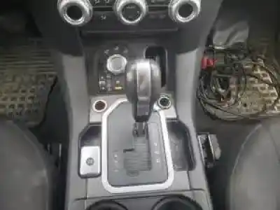 Sloopvoertuig land rover discovery 4 d-306dt van het jaar 2009 aangedreven 