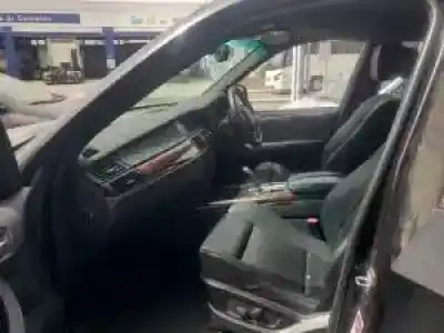 Veículo de Sucata bmw x5 (e70) n57d30a do ano 2010 alimentado 