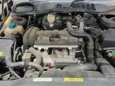 Véhicule à la ferraille volvo                                              c70 cabriolet                                                                                                                                                                                                                                              t5                                                                                                                                                                                                                                                         de l'année 2005 alimenté b5234t9