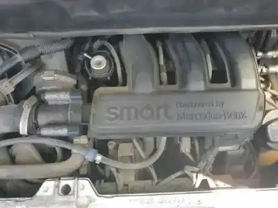 Veicolo di demolizione smart fortwo coupe m160910 dell'anno 1998 alimentato 