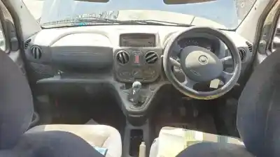 Здавання транспортного засобу fiat i doblò (119) 182b9000 року 2004 потужний 