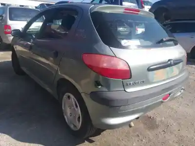 Veículo de Sucata peugeot                                            206 berlina                                                                                                                                                                                                                                                xt                                                                                                                                                                                                                                                         do ano 2001 alimentado kfx