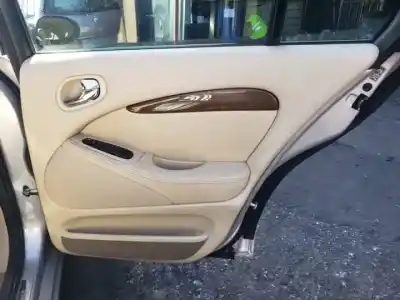 Veículo de Sucata jaguar s-type jb do ano 2002 alimentado 