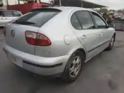 Veicolo di demolizione seat leon (1m1) d-asv dell'anno 2002 alimentato 
