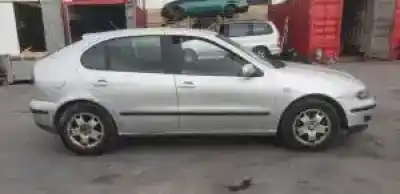 Veicolo di demolizione seat leon (1m1) d-asv dell'anno 2002 alimentato 