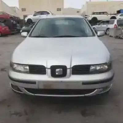 Veicolo di demolizione seat leon (1m1) d-asv dell'anno 2002 alimentato 