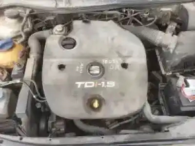 Veicolo di demolizione seat leon (1m1) d-asv dell'anno 2002 alimentato 