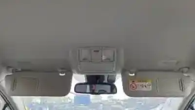 Scrapping Vehicle toyota avensis (t27) 2zr of the year 2015 powered 