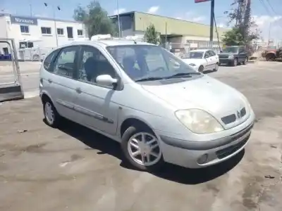 Scrapping Vehicle renault scenic (ja..) 2.0 16v cat (f4r) of the year 2001 powered 