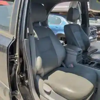 Scrapping Vehicle kia sorento (bl) d4cb of the year 2006 powered 