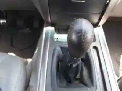 Scrapping Vehicle kia sorento (bl) d4cb of the year 2006 powered 