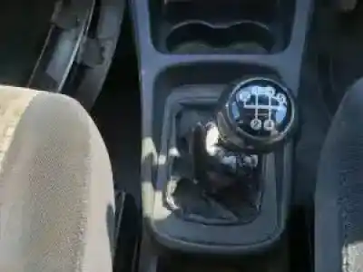 Scrapping Vehicle opel zafira a z16xe of the year 1999 powered 