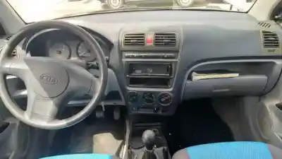 Здавання транспортного засобу kia picanto g4he-i року 2004 потужний 