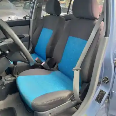 Здавання транспортного засобу kia picanto g4he-i року 2004 потужний 
