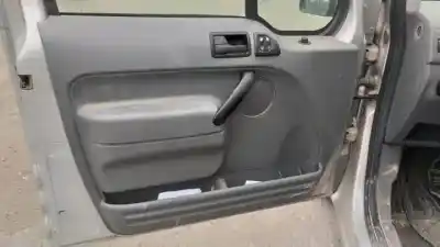 Здавання транспортного засобу ford tourneo connect (tc7) d/hcpb року 2002 потужний 