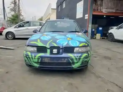 Здавання транспортного засобу seat leon (1m1) d-asv року 1999 потужний 