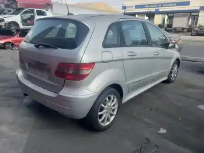 Scrapping Vehicle mercedes-benz b-class (w245) b 180 cdi (245.207) 640940 of the year 2005 powered 