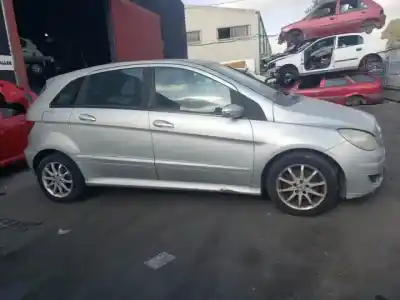 Scrapping Vehicle mercedes-benz b-class (w245) b 180 cdi (245.207) 640940 of the year 2005 powered 