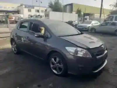 Veicolo di demolizione toyota auris (_e15_) 2.0 d-4d (ade150_) dell'anno 2010 alimentato 