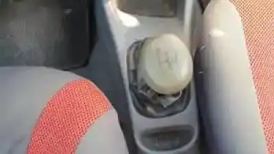 Scrapping Vehicle hyundai accent (lc) g4ea of the year 1999 powered 