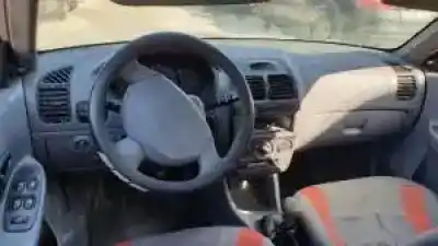 Scrapping Vehicle hyundai accent (lc) g4ea of the year 1999 powered 