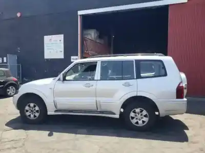 Scrapping Vehicle mitsubishi montero (v60/v70) d-4m41 of the year 2004 powered 