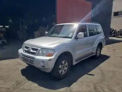 Scrapping Vehicle MITSUBISHI MONTERO (V60/V70) D-4M41 of the year 2004 powered 