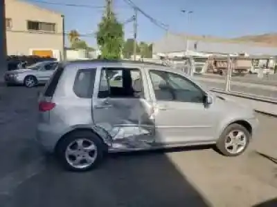 Veículo de Sucata mazda 2 berlina (dy) g/fyja do ano 2003 alimentado 