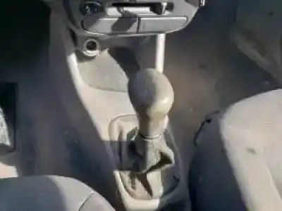 Scrapping Vehicle hyundai accent (lc) g4ea of the year 2003 powered 