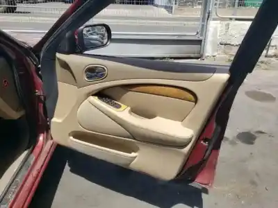 Здавання транспортного засобу jaguar s-type g/fb року 2002 потужний 