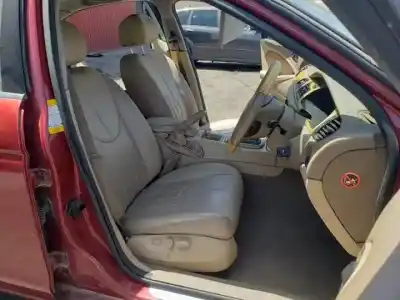 Здавання транспортного засобу jaguar s-type g/fb року 2002 потужний 