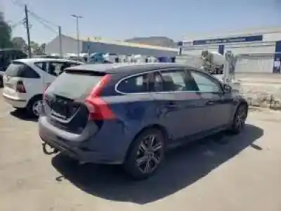 Sloopvoertuig volvo v60 kombi d5244t15 van het jaar 2011 aangedreven 