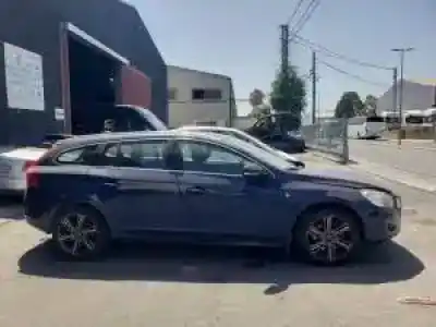 Sloopvoertuig volvo v60 kombi d5244t15 van het jaar 2011 aangedreven 