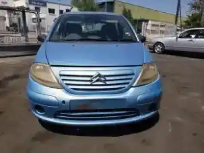 Veículo de Sucata citroen c3 8hz do ano 2002 alimentado 