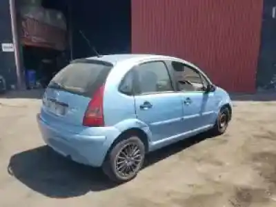 Veículo de Sucata citroen c3 8hz do ano 2002 alimentado 