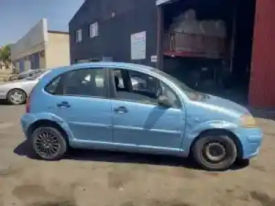 Veículo de Sucata citroen c3 8hz do ano 2002 alimentado 