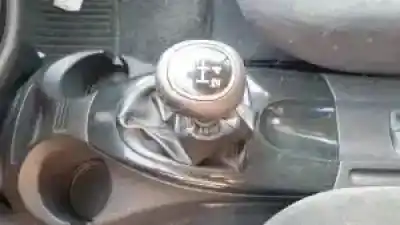 Scrapping Vehicle ford focus berlina (cak) g/fydb of the year 1998 powered 