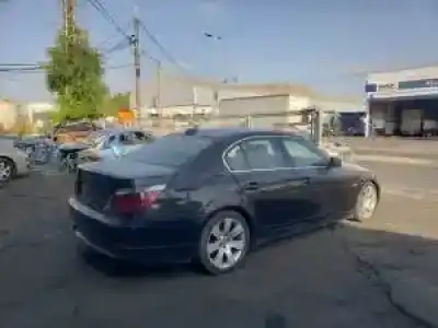 Veicolo di demolizione bmw 5 (e60) 520 i dell'anno 2003 alimentato 