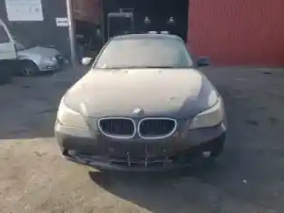 Veicolo di demolizione bmw 5 (e60) 520 i dell'anno 2003 alimentato 
