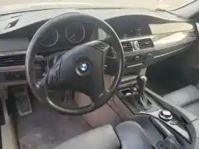 Veicolo di demolizione bmw 5 (e60) 520 i dell'anno 2003 alimentato 