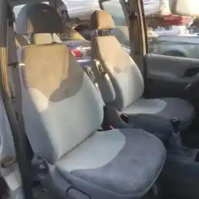 Veículo de Sucata ford galaxy (vx) ahu do ano 1995 alimentado 