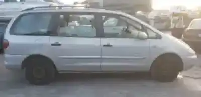 Veículo de Sucata ford galaxy (vx) ahu do ano 1995 alimentado 