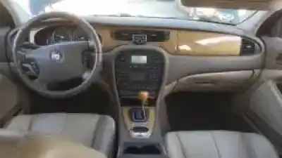 Veicolo di demolizione jaguar s-type d/7g dell'anno 2004 alimentato 