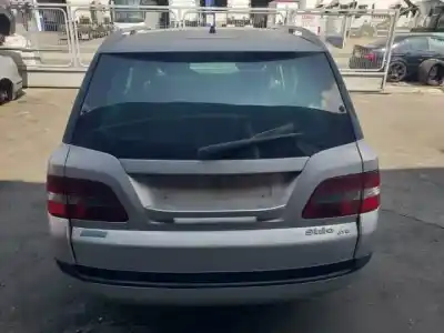 Sloopvoertuig fiat stilo multi wagon (192) 192a1000.937a7000 van het jaar 2003 aangedreven 