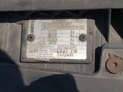 Veicolo di demolizione fiat stilo multi wagon (192) 192a1000.937a7000 dell'anno 2003 alimentato  Veicolo di demolizione fiat stilo multi wagon (192) 192a1000.937a7000 dell'anno 2003 alimentato
