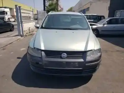 Veicolo di demolizione fiat stilo multi wagon (192) 192a1000.937a7000 dell'anno 2003 alimentato  Veicolo di demolizione fiat stilo multi wagon (192) 192a1000.937a7000 dell'anno 2003 alimentato