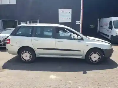 Veicolo di demolizione fiat stilo multi wagon (192) 192a1000.937a7000 dell'anno 2003 alimentato  Veicolo di demolizione fiat stilo multi wagon (192) 192a1000.937a7000 dell'anno 2003 alimentato
